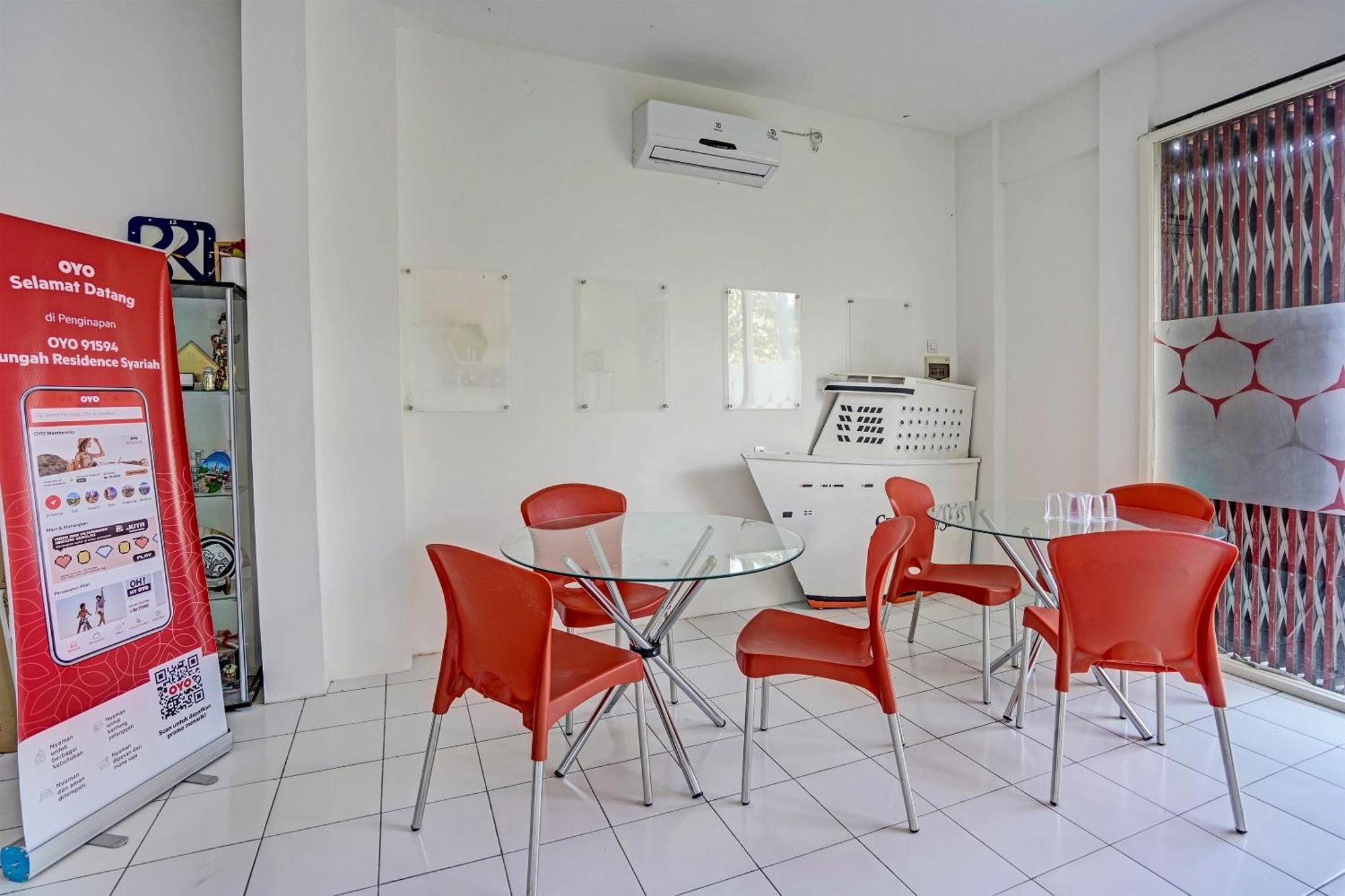 OYO 91594 Bungah Residence Syariah Gresik Bagian luar foto